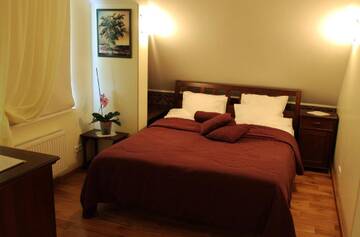 Фото номера Семейный номер с диваном Апарт-отели Embrace Guestrooms &amp; Apartments г. Пярну 6