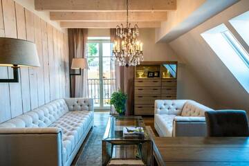 Фото номера Люкс с 2 спальнями и балконом Отель Frost Boutique Hotel г. Пярну 2