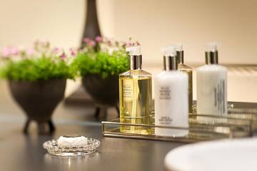 Фото номера Люкс с 2 спальнями и балконом Отель Frost Boutique Hotel г. Пярну 5