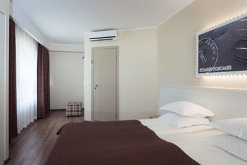 Фото номера Полулюкс с балконом, доступ в спа-салон Отель Strand Spa &amp; Conference Hotel г. Пярну 6