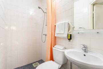 Фото номера Стандартный одноместный номер Отель Koidulapark Hotell г. Пярну 5
