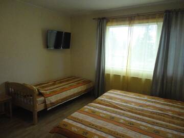 Фото номера Стандартный трехместный номер Хостелы Anette Hostel г. Пярну 2