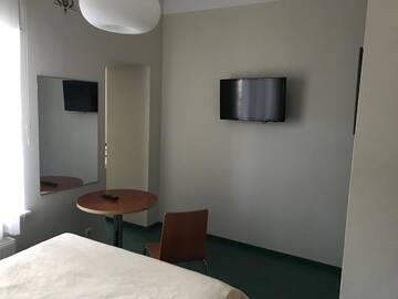 Фото номера Семейный номер с душем Гостевой дом Hommiku Guesthouse г. Пярну 2