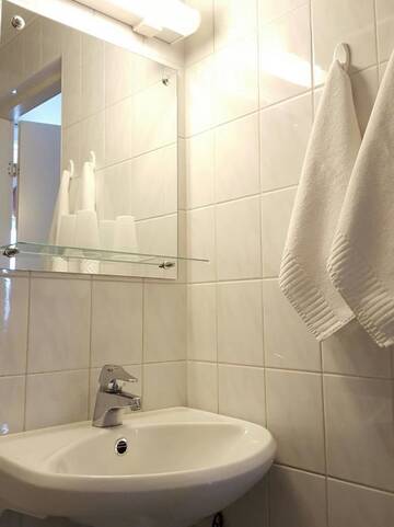 Фото номера Одноместный номер Отель Hotel Emmi г. Пярну 3