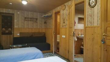 Фото номера Семейный номер с гидромассажной ванной, сауной и террасой Хостелы Muuli Beach Hostel г. Пярну 6
