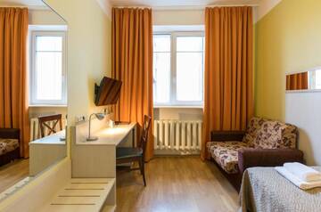 Фото номера Семейный номер с видом на сад Отель Viiking Spa Hotel г. Пярну 4