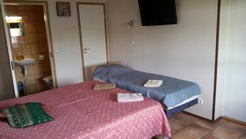 Фото номера Трехместный номер Гостевой дом Guesthouse Männiku г. Пярну 5