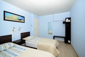Фото номера Трехместный номер с душем Гостевой дом Aisa Guesthouse г. Пярну 4