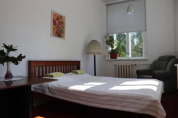 Фото номера Номер с кроватью размера «queen-size» и общей ванной комнатой Хостелы Hostel Lõuna г. Пярну 2