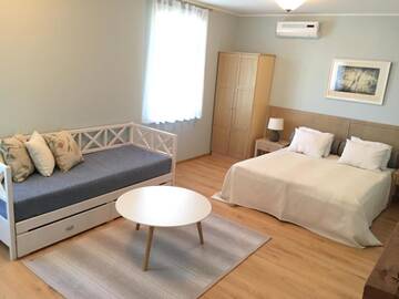 Фото номера Двухместный номер с 1 кроватью Гостевой дом Tulbi Guesthouse г. Пярну 8