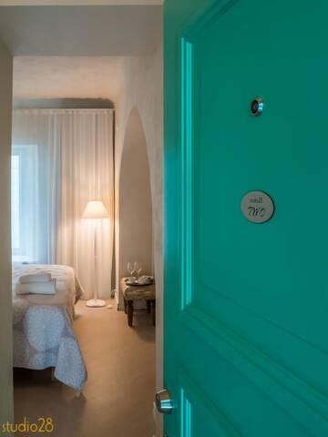 Фото номера Двухместный номер Делюкс с 1 кроватью и ванной Апарт-отели Studio28 Boutique Rooms г. Пярну 2