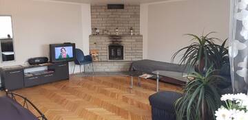 Фото номера Семейный люкс с балконом Хостелы Ranna Hostel г. Пярну 8