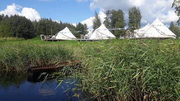 Фото номера Шатер Комплексы для отдыха с коттеджами/бунгало Fishing Village г. Пярну 8